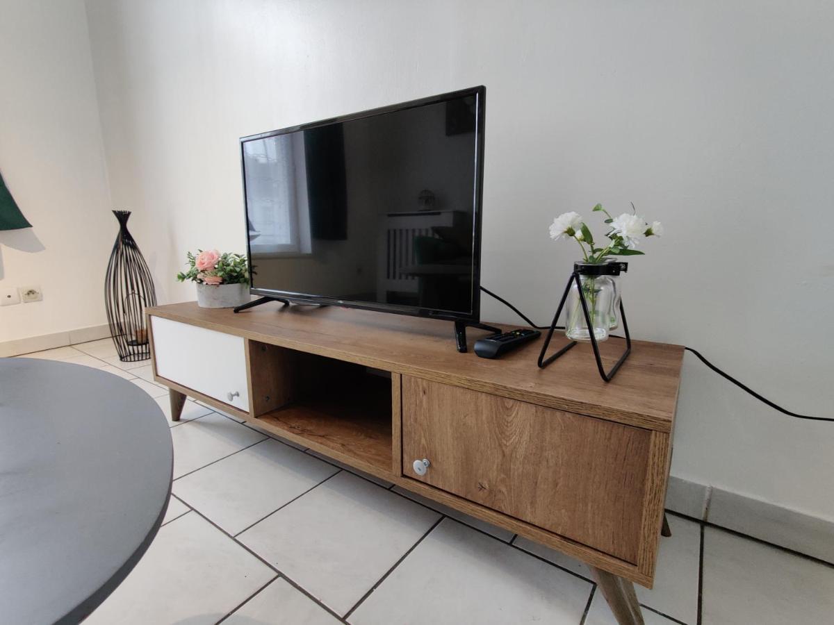 Logement Entier Proche Tribunaux Ντουαί Εξωτερικό φωτογραφία